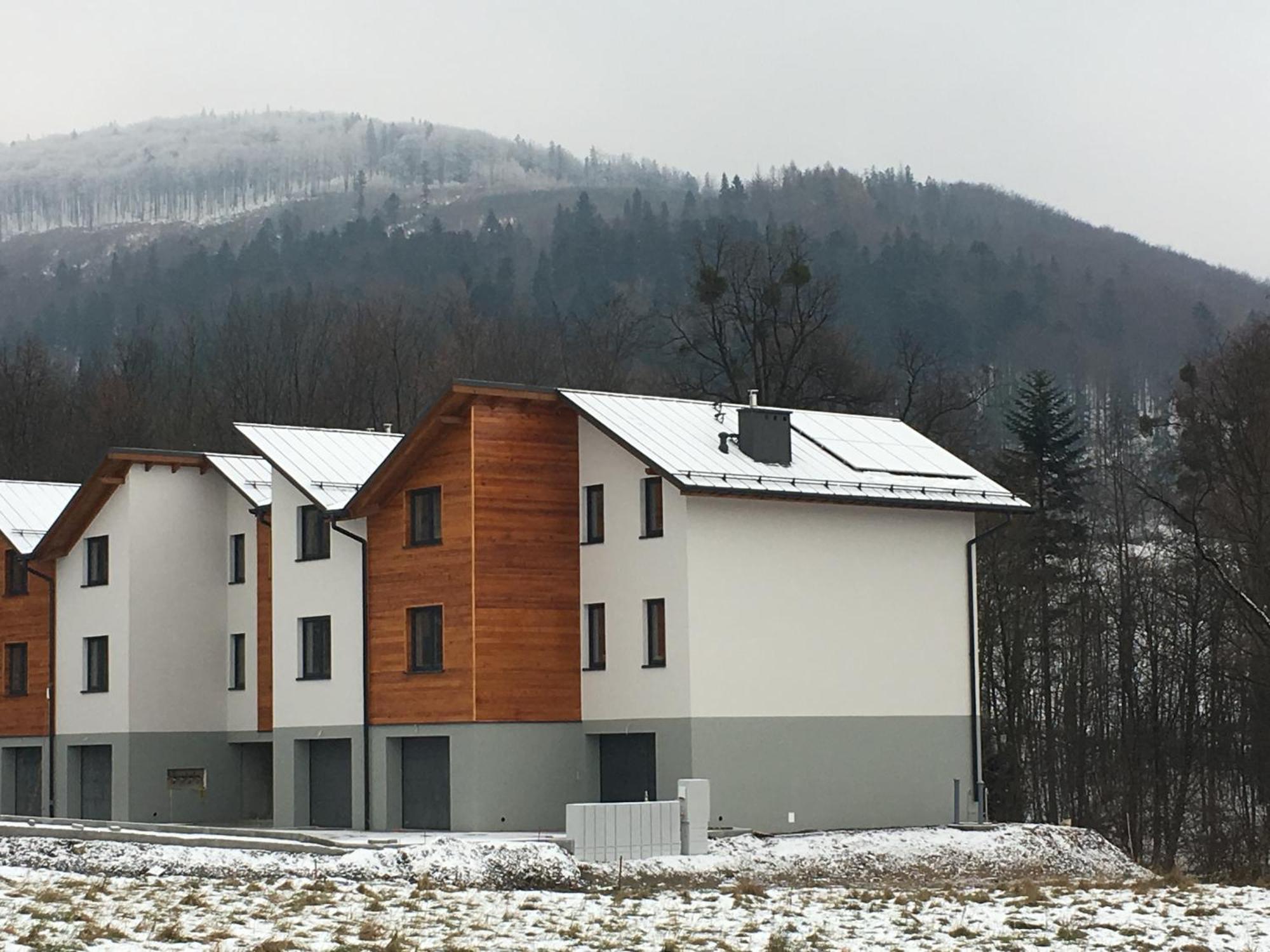 Apartamenty Nad Potoczkiem 乌斯特龙 外观 照片